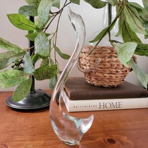 Large Clear Art Glass Swan Sculpture Figurine Unsigned